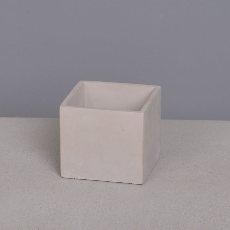 Macetero de Cemento Cubo 687